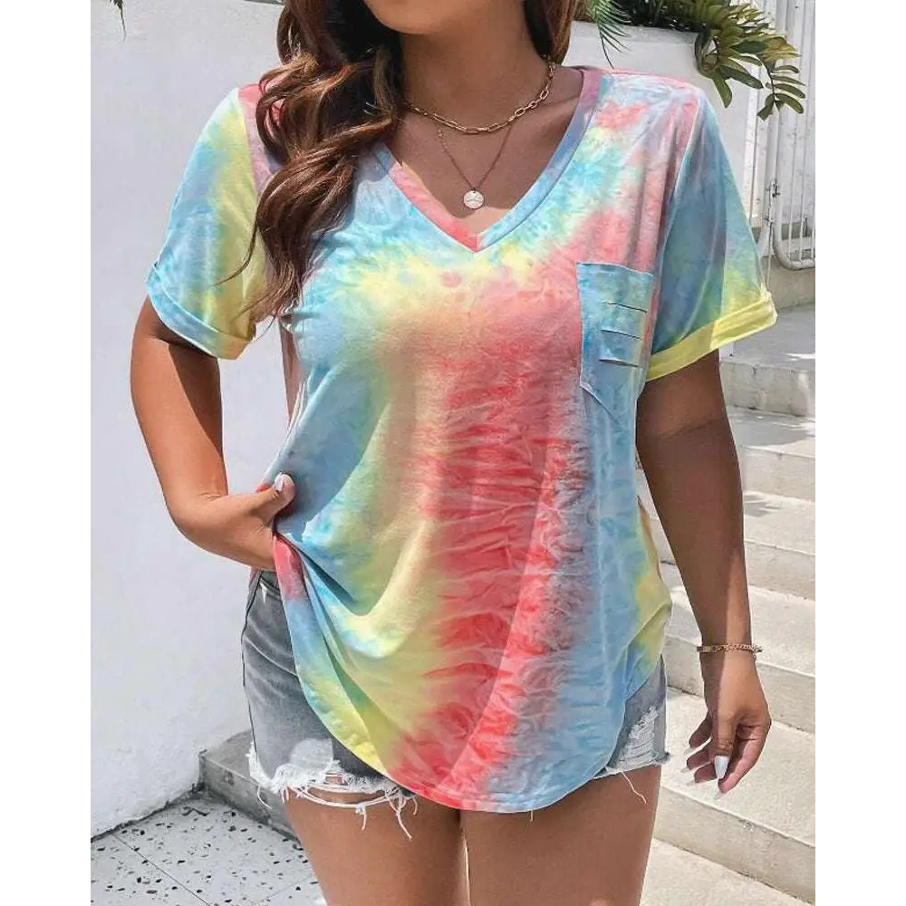 Bright and stylish, the New Plus Size European and American Women's Casual V-neck Printed Pocket T-shirt offers a fun, loose fit.
