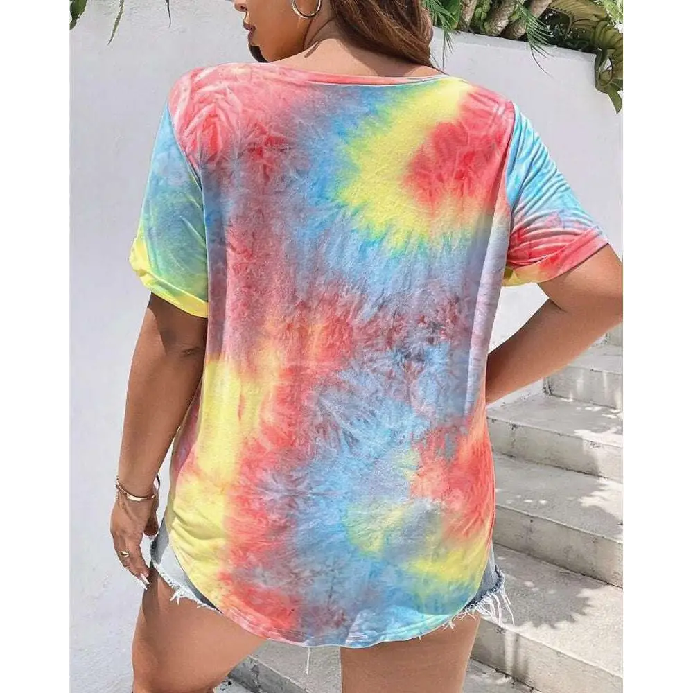 Brightly colored, loose-fit New Plus Size European and American Women's Casual V-neck Printed Pocket T-shirt by YIQIAOHUIC.